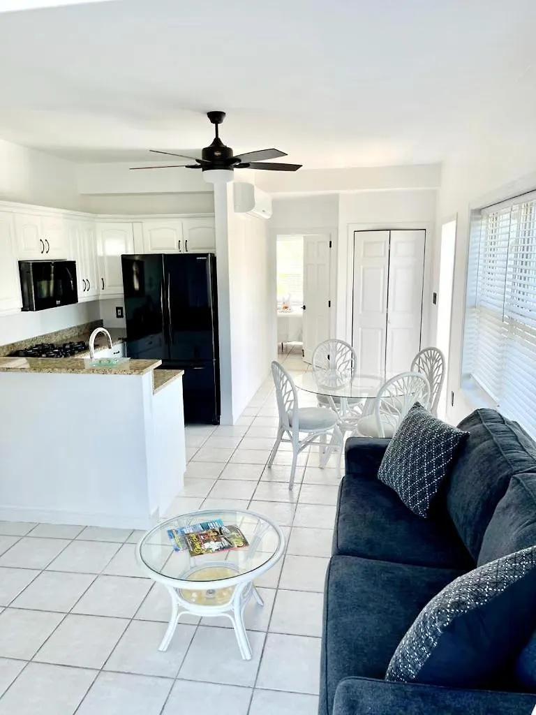 The Seagate Villa The Bight Settlements Holiday home